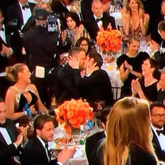 Golden Globe Awards: Andrew Garfield and Ryan Reynolds share a kiss