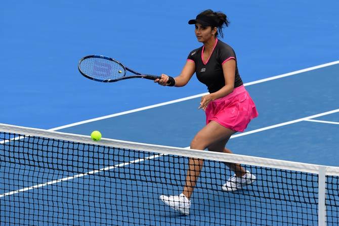  Sania Mirza-Yaroslava Shvedova lose in Italian Open semis