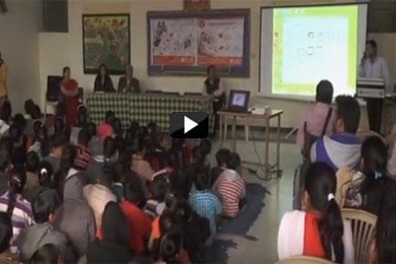 Video: Vadodara school teaches deaf and dumb students to go cashless