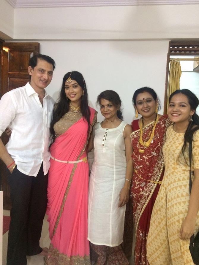 TV star Digangana Suryavanshi moves into her new house in Mumbai