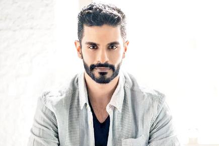 Angad Bedi to host special screening of 'Inside Edge' for 'Tiger Zinda Hai' team