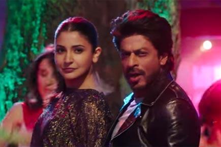SRK and Anushka are giving major retro feels in 'Beech Beech Mein'