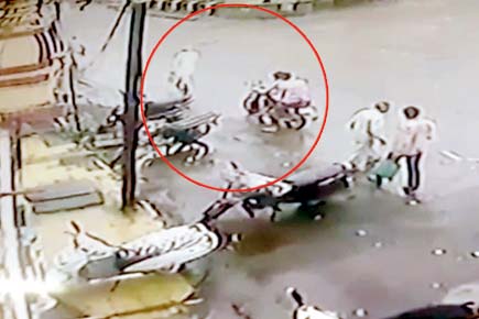 Bikers snatch Rs 2.78L cash from 84-year-old Kalyan man in broad daylight