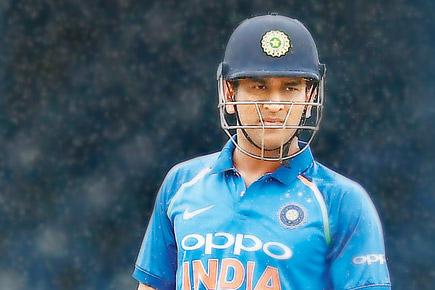 That's not the Mahi way! A look at MS Dhoni's horror show in details