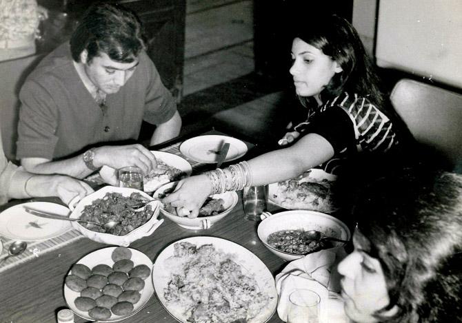 Rajesh Khanna and Dimple Kapadia lunching at Shama Kothi, the Dehlvi residence. "Rajesh and Dimple came shortly after their wedding. They had first met at our Shama Film Awards function  in Delhi," she writes in the book.