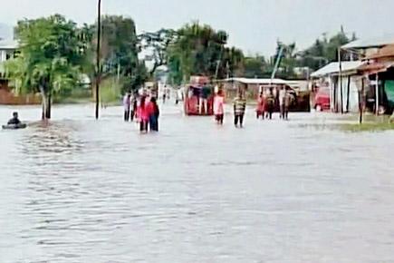 Heavy rains cut off Arunachal capital from rest of country