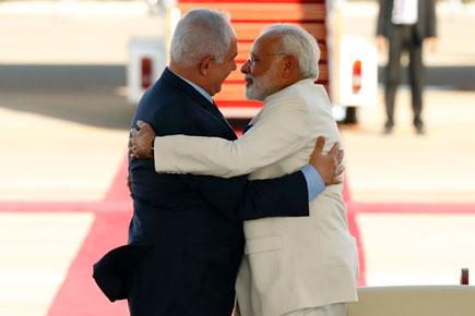 Narendra Modi lands in Tel Aviv, warmly welcomed by Netanyahu