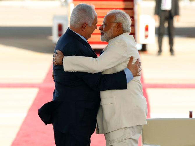 Narendra Modi lands in Tel Aviv, warmly welcomed by Benjamin Netanyahu