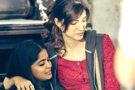 Kriti Sanon shares a photo of her sitting on director's lap