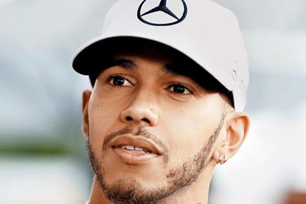 F1: Lewis Hamilton ponders popularity after British parade snub