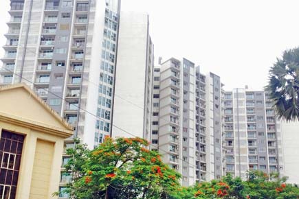 Mumbai: Textile trader commits suicide by jumping from the 17th floor
