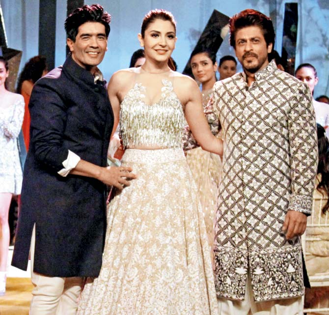 Anushka Sharma and Shah Rukh Khan in Malhotra