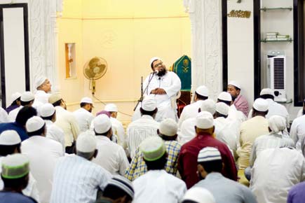 Mumbai: Muslim scholars preach for peace, against cow slaughter for Eid