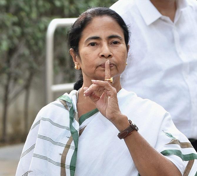Mamata Banerjee accuses centre of conspiracy against her government