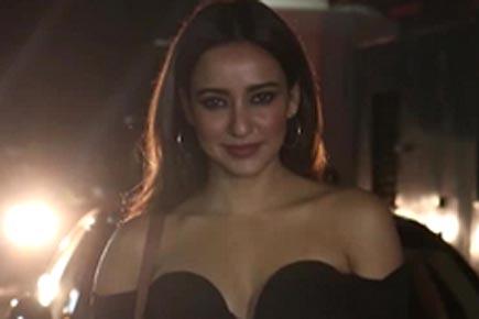 Watch video: When 'Mubarakan' followed black theme