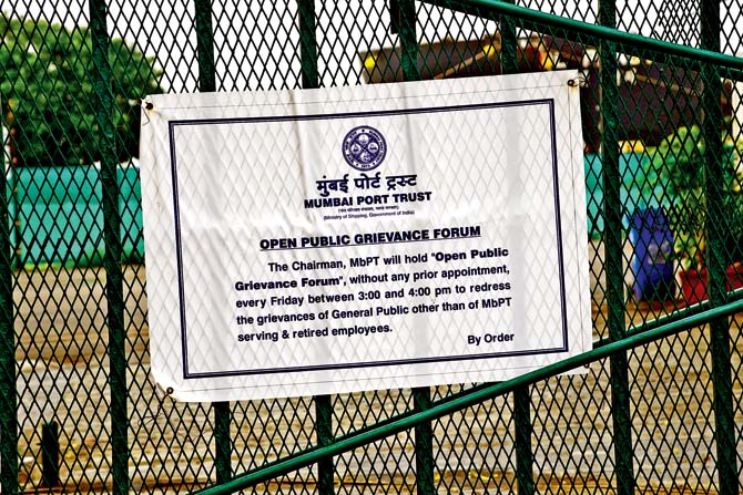 Picture of the notice at Alexandra Dock gate announcing the Friday meetings