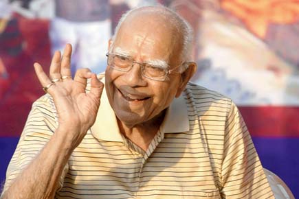 Ram Jethmalani quits as 'liar' Arvind Kejriwal's counsel