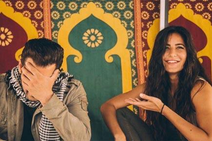 Aww! Katrina Kaif makes Salman Khan blush