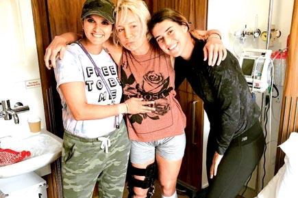 Sania, Sorana click Instagram photo with gal pal Bethanie in hospital
