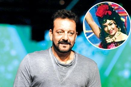 'Bhoomi' producers struggle to find actress for item number with Sanjay Dutt