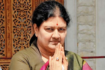 Sasikala bribed officials with Rs 2-cr for special food, say officials