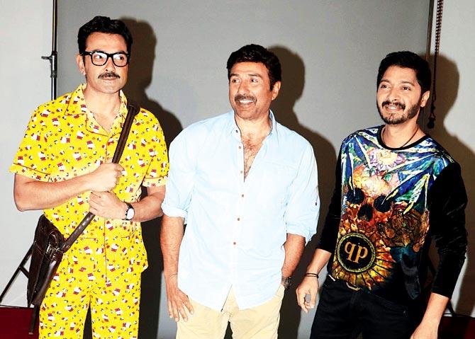  Bobby Deol with brother Sunny Deol and Shreyas Talpade