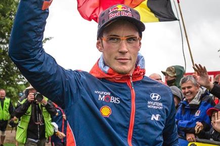 Neuville closes on Ogier with victory in Poland
