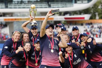 England women's team has got heart and courage, says coach
