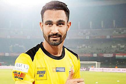 Mumbai City FC retains goalkeeper Amrinder Singh