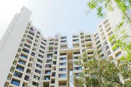 Mumbai: 2-BHK in Mahim available for Rs 1 crore with full toilet view