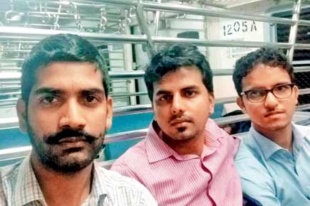 Mumbai: Three friends come to aid of boy bleeding at Ghatkopar station