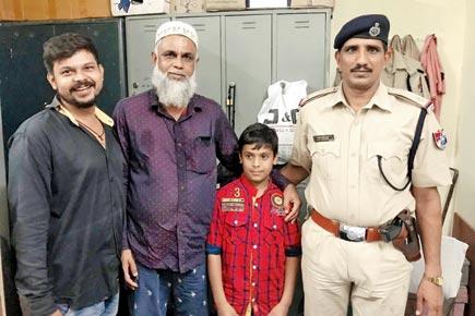 Teen outsmarts kidnappers at Pune railway station, lands in Mumbai