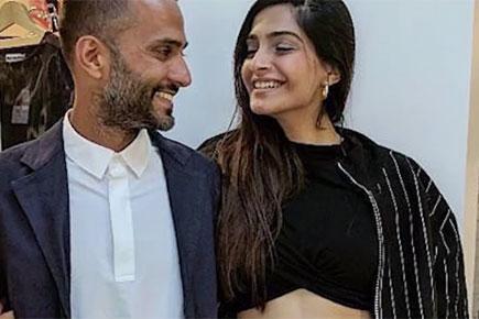Sonam Kapoor's alleged boyfriend Anand Ahuja is her biggest cheerleader!