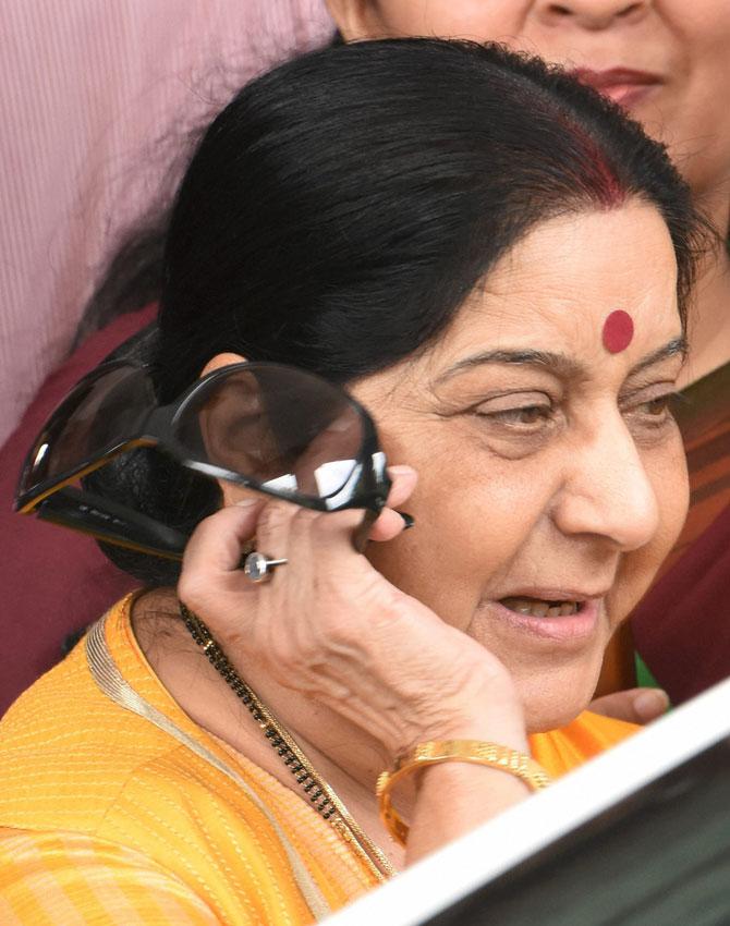 China: Sushma Swaraj lied about border, India easy to defeat in war