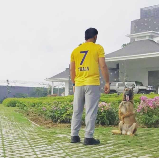 MS Dhoni making a statement in style 