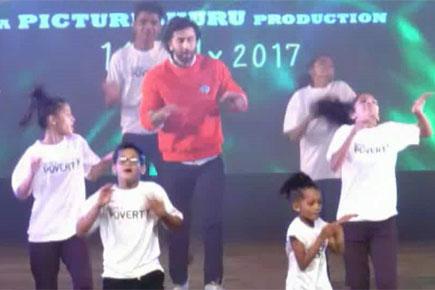 Watch 'Jagga Jasoos' Ranbir Kapoor shake a leg with kids in Mumbai