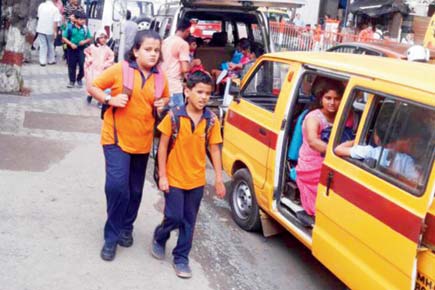 Mumbai school bus union keeps an eye on vans flouting Centre's rule