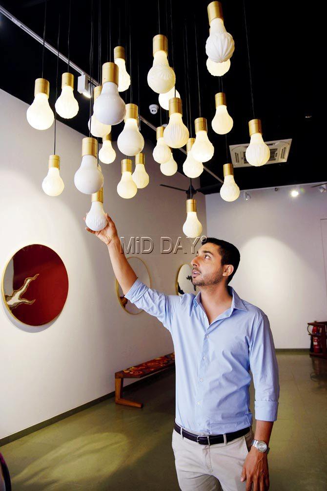 Architect Rooshad Shroff and marble bulbs designed by him for 15,556. Pic/PradeepâÂu00c2u0080Âu00c2u0088Dhivar