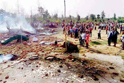 20 dead, 10 injured in fire at cracker factory in Madhya Pradesh