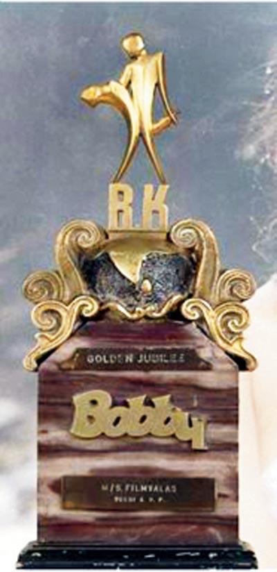 Unique golden jubilee trophy for Bobby (1973)