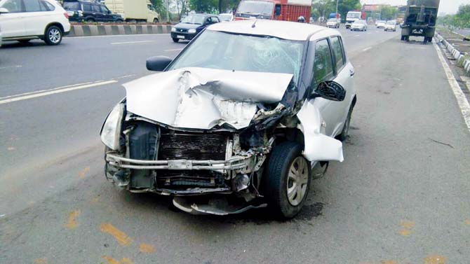 The car in which the three people were travelling. Pic/Rajesh Gupta