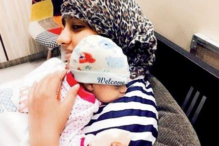 'Diya Aur Baati Hum' actress Deepika Singh shares first photo of newborn son