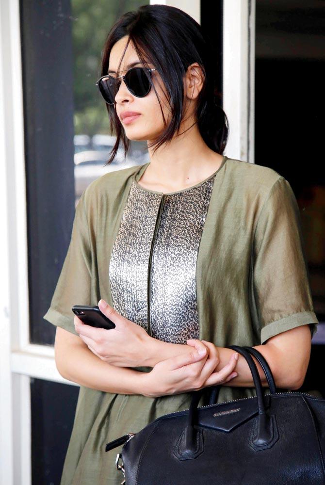 Diana Penty were spotted at the Jodhpur airport yesterday. The two, in colour-coordinated outfits, flew in for the shoot of Parmanu – The Story of Pokhran. Pic/PTI