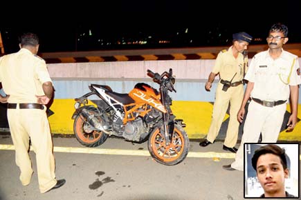 Mumbai accident: Friends hurt as bike topples near Bandra Reclamation