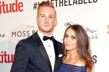 Rutherford's pregnant wife Susie won't leap into marriage