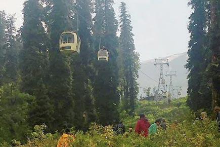 Seven killed in Gulmarg cable car accident