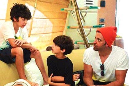 When Hrithik Roshan's sons Hrehaan and Hridhaan left him stumped