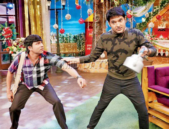 Kapil Sharma and Chandan Prabhakar. Pic/Nimesh Dave, Yogen Shah