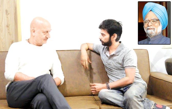 Anupam Kher engrossed in a discussion with director Vijay Ratnakar Gutte; (inset) former Prime Minister Manmohan Singh