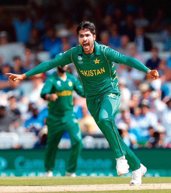 Mohammed Amir crippled the Indian chase, getting rid of the Top 3 within 10 overs 